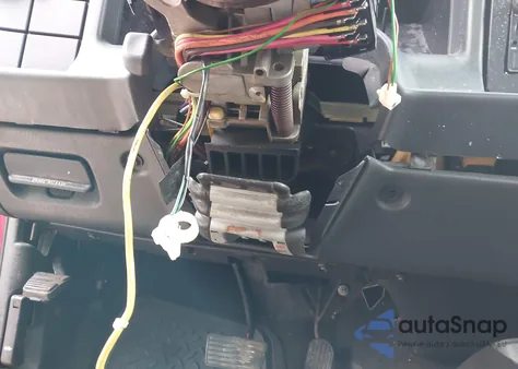 1997 GMC Sonoma Sls Sportside/Sls Wideside z USA, uszkodzony, nr VIN 1GTDT19WXV8521449